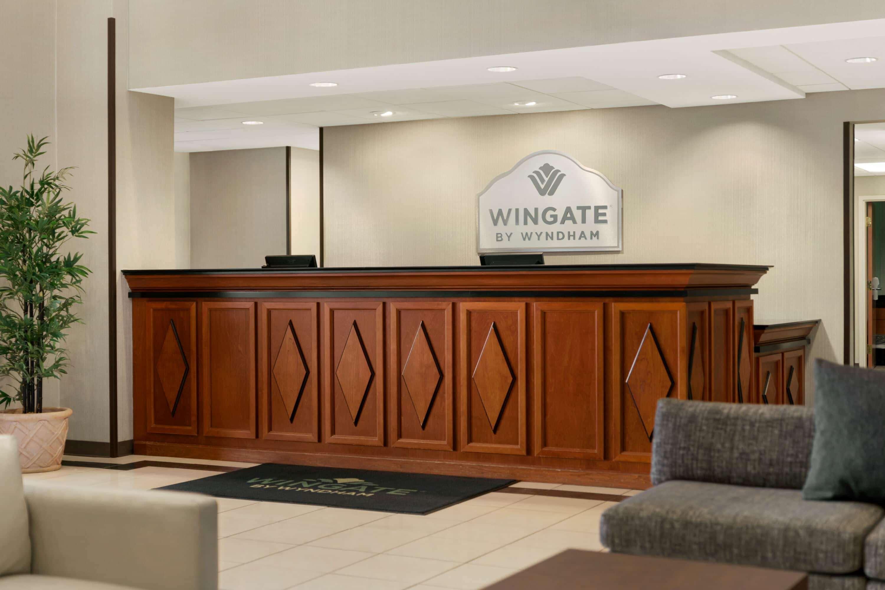 Wingate By Wyndham Bridgeport Clarksburg Hotel Exterior photo